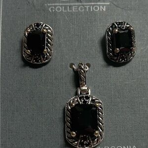 Elegant Black and Silver Jewelry Set